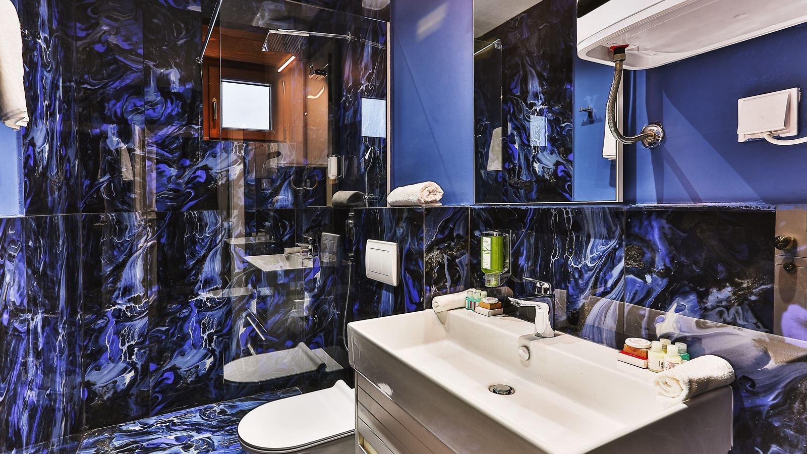 rooms-standard-double-room