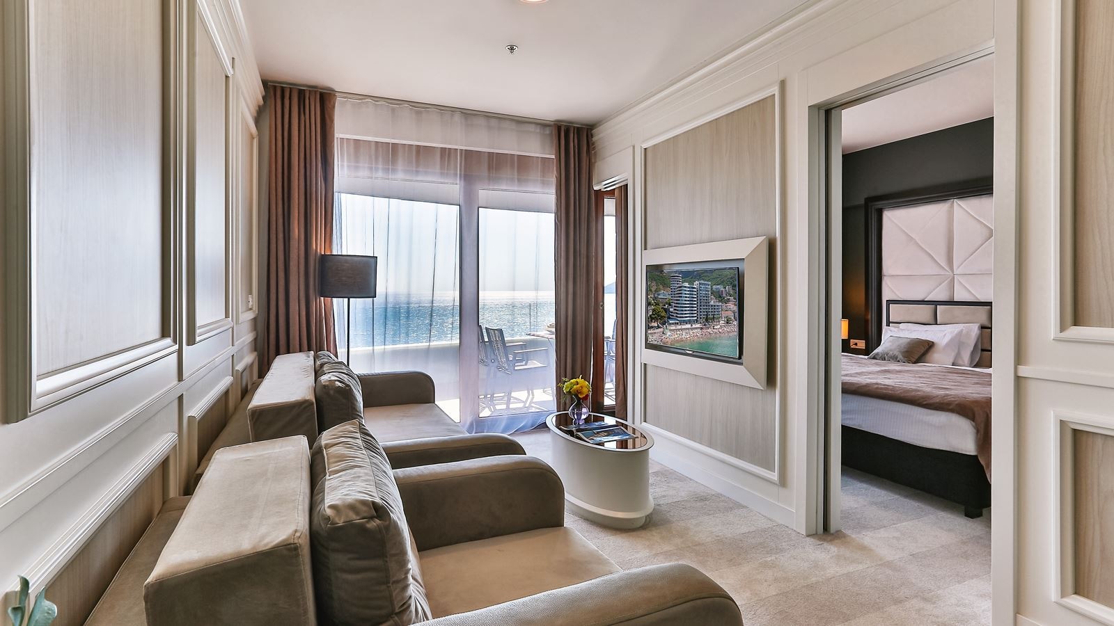 rooms-king-suite-with-sea-view