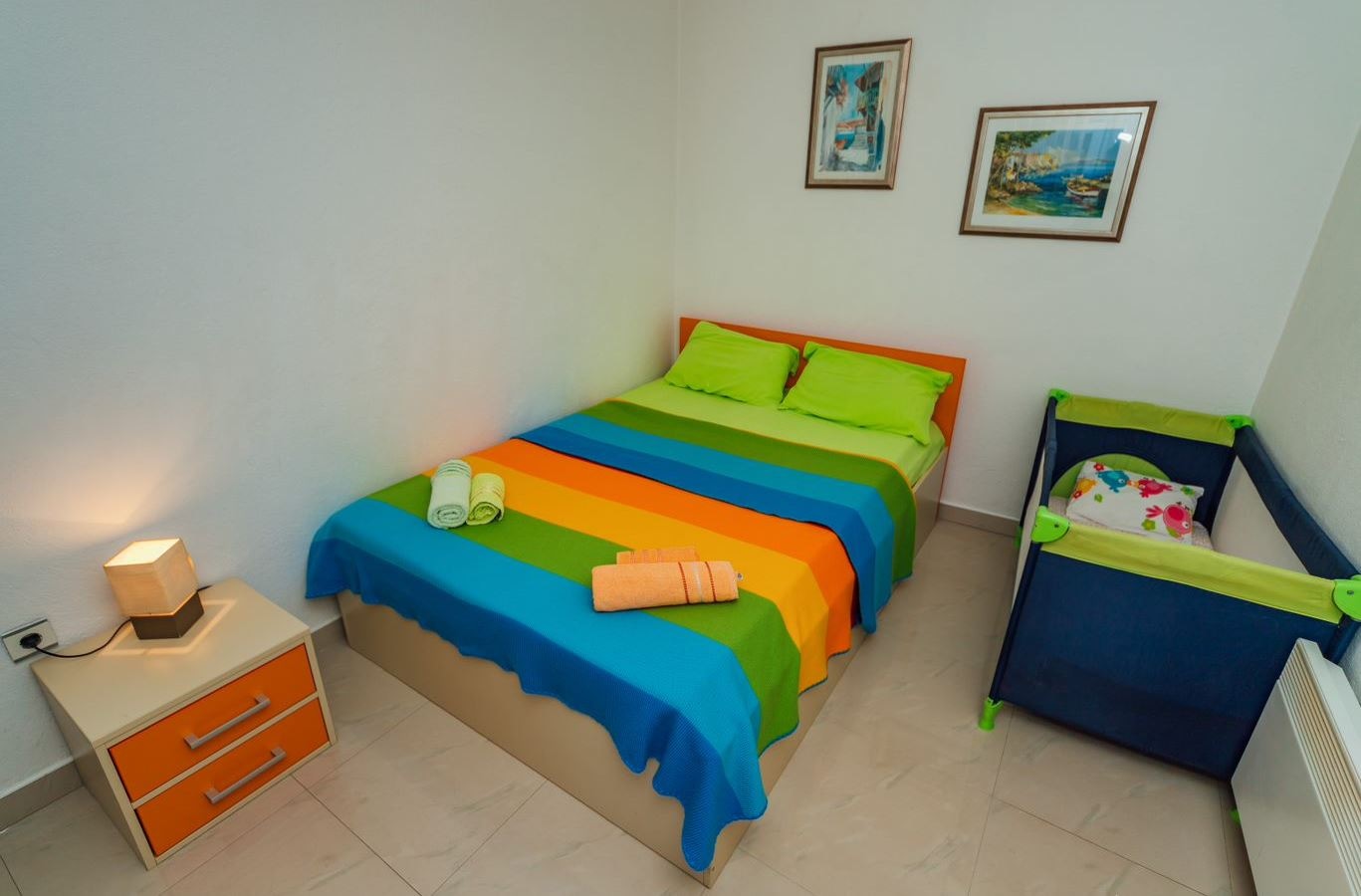 rooms-two-bedroom-apartment-75-m2