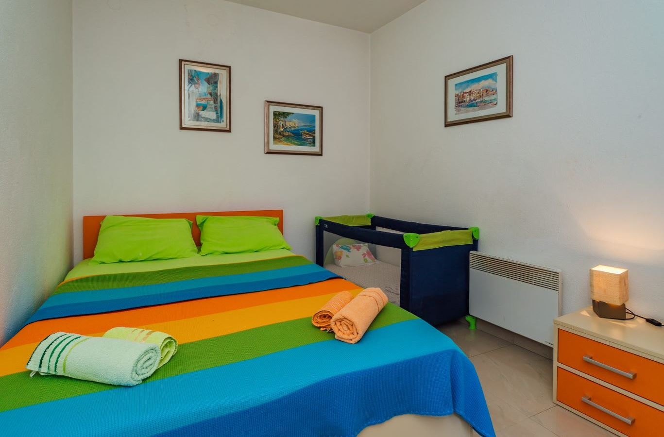 rooms-two-bedroom-apartment-75-m2