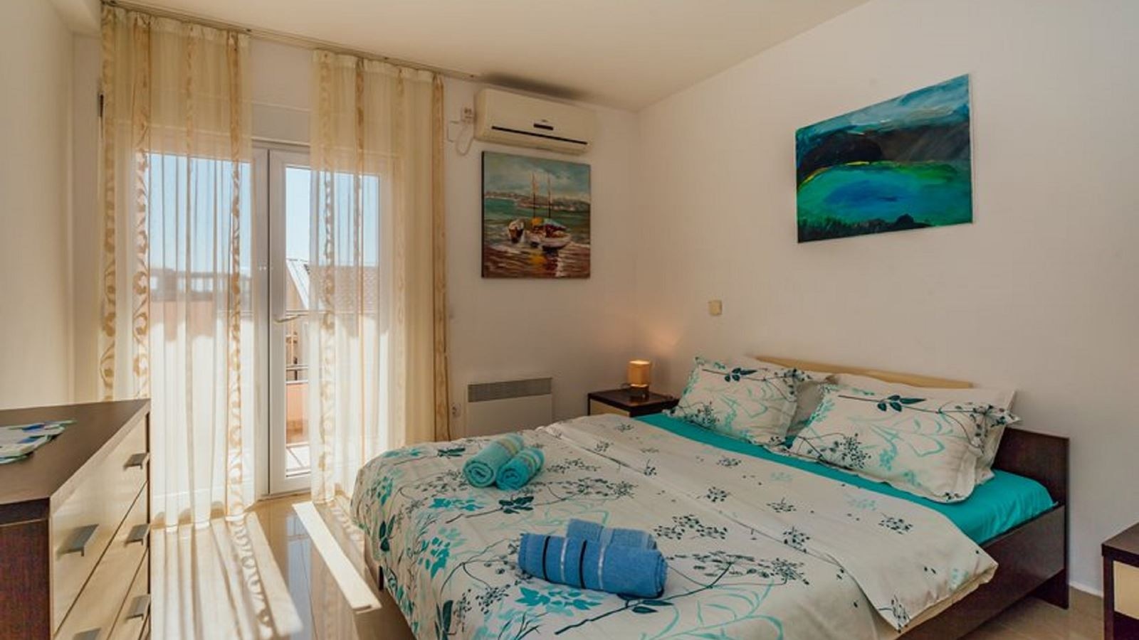 rooms-one-bedroom-apartment-4-pax