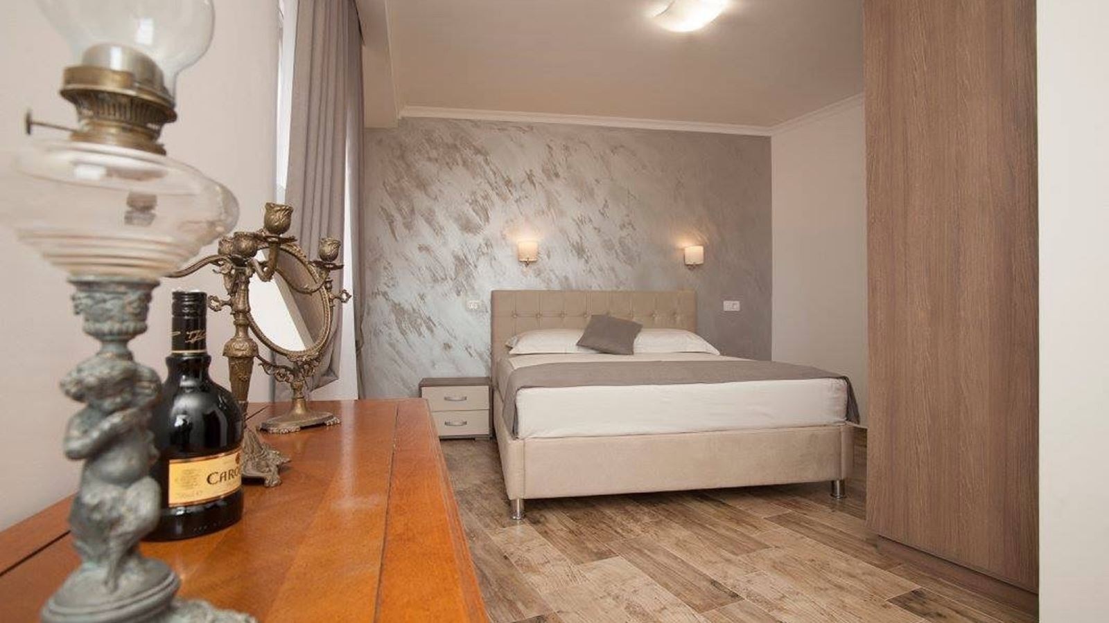 rooms-luxury-apartment