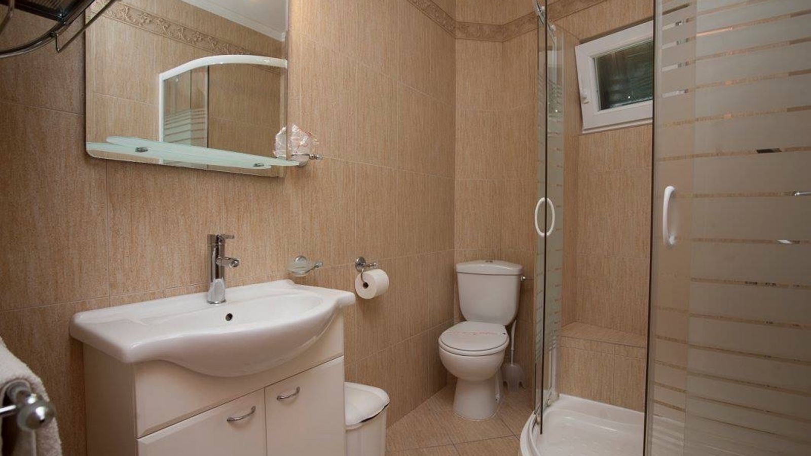 rooms-one-bedroom-apartment