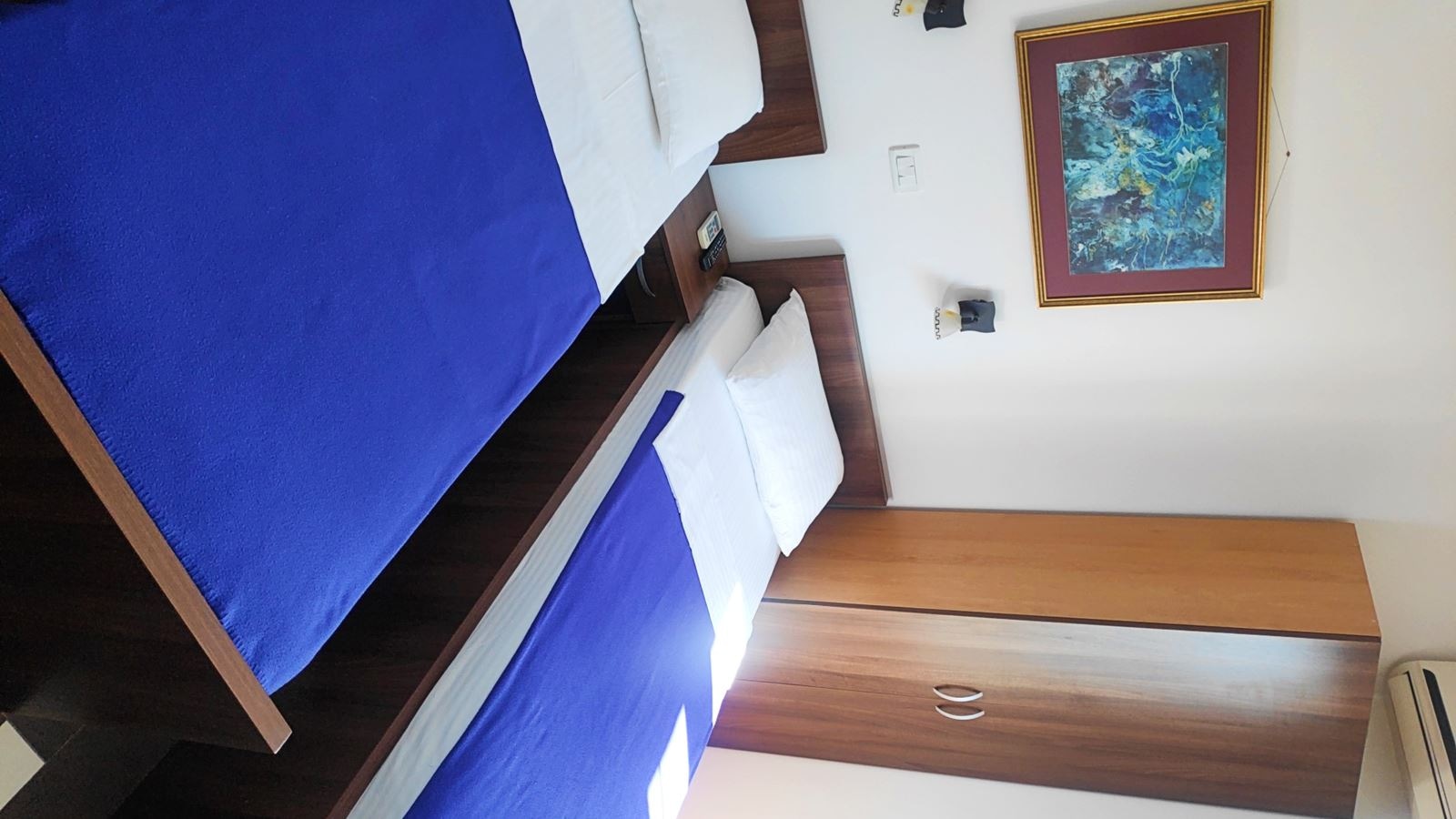 rooms-double-room-french-balcony