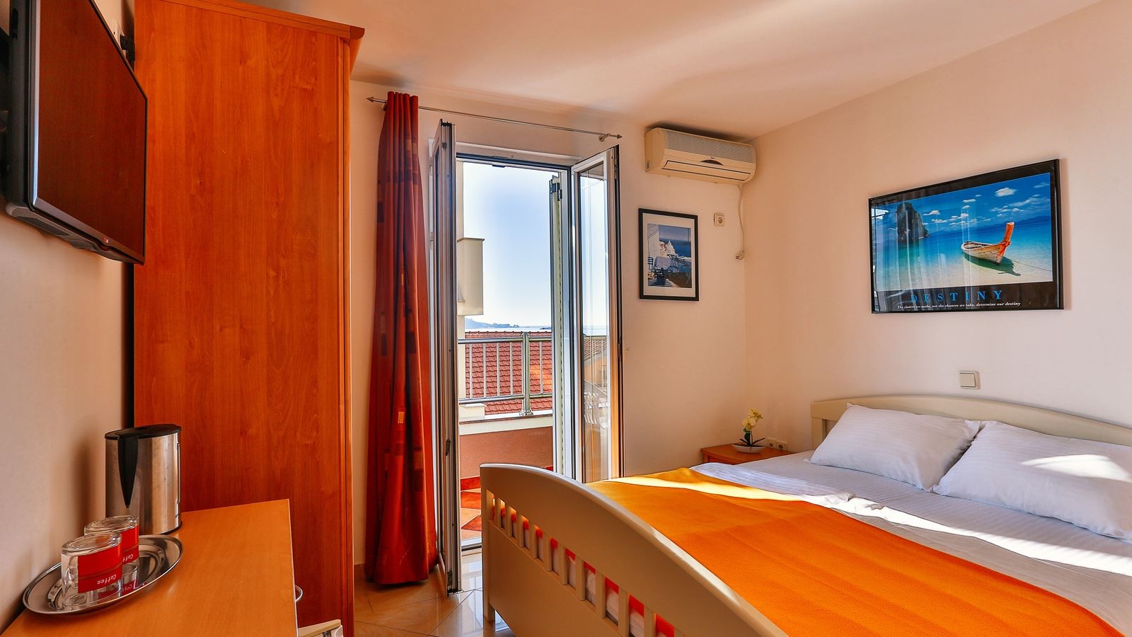 rooms-double-room-with-sea-view