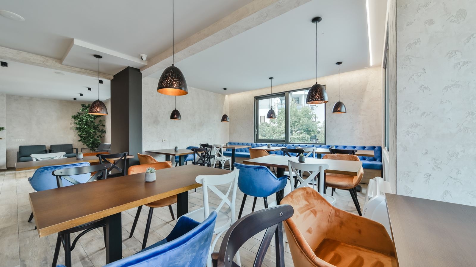 restaurants-main-restaurant