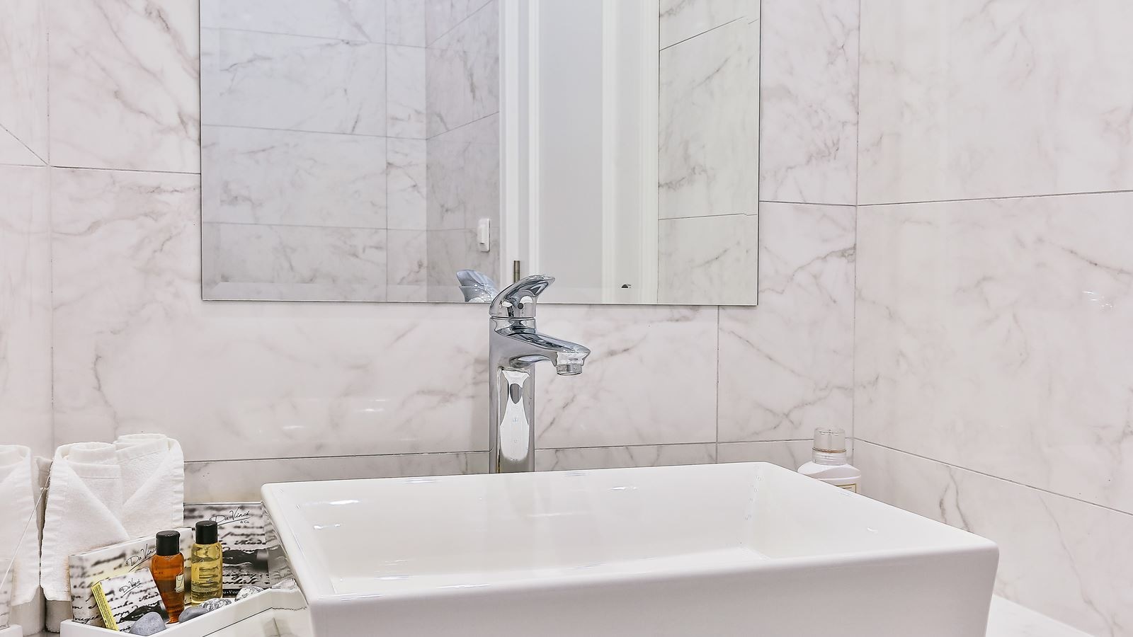 rooms-deluxe-doubletwin-room