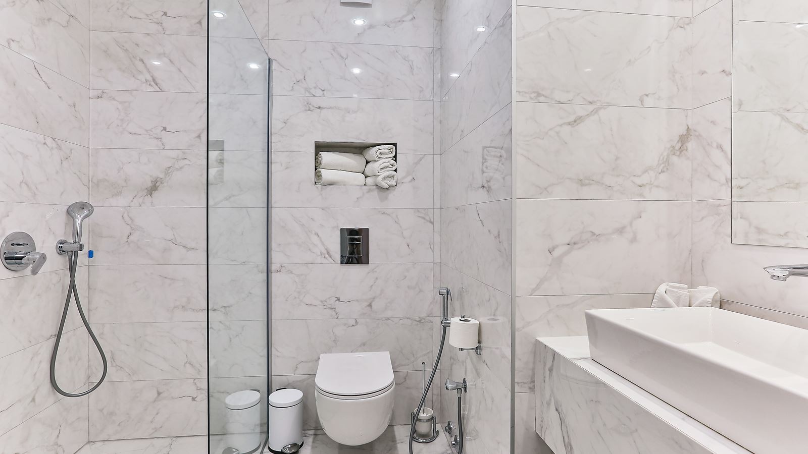 rooms-standard-double-room