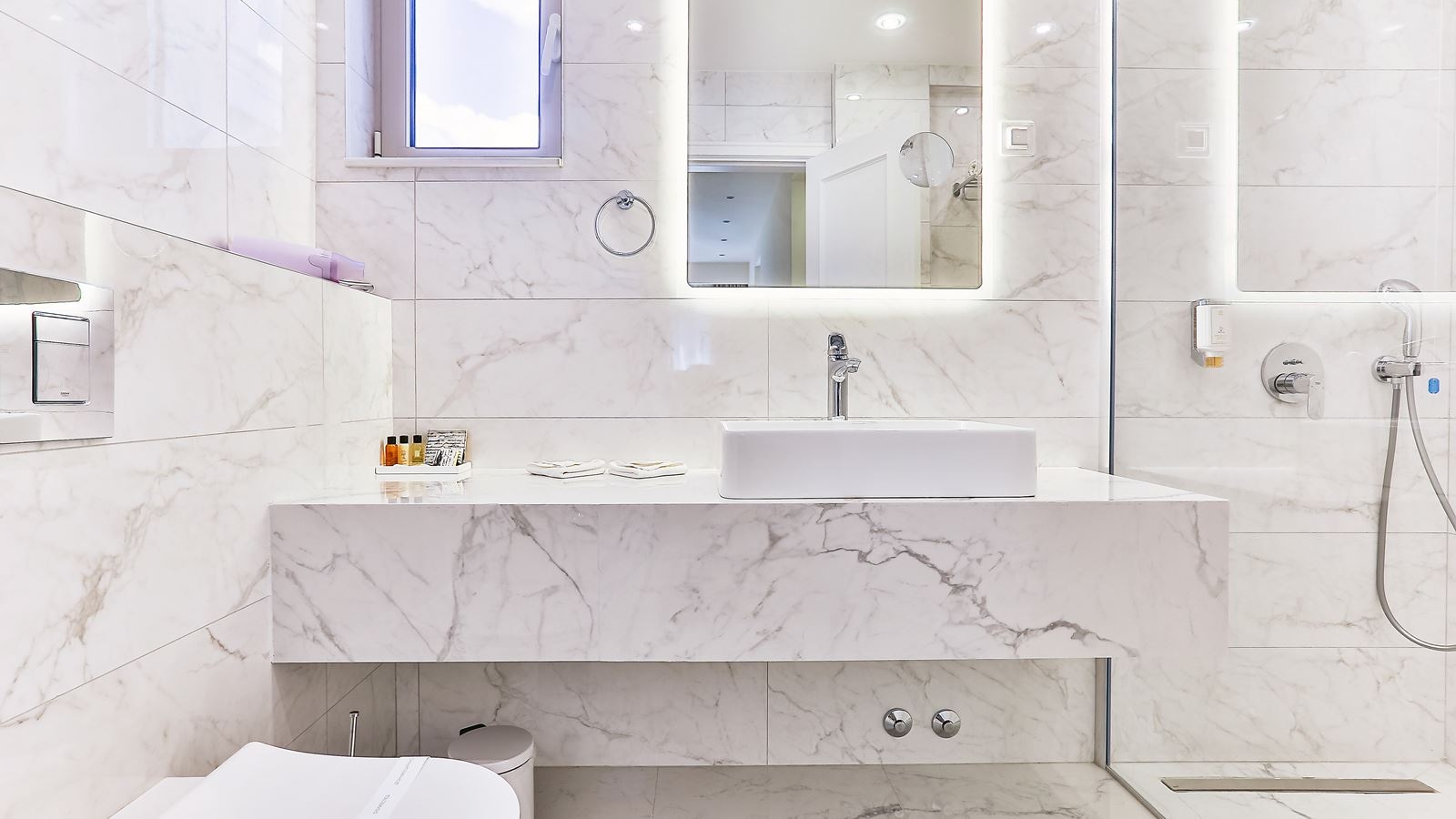 rooms-superior-triple-room