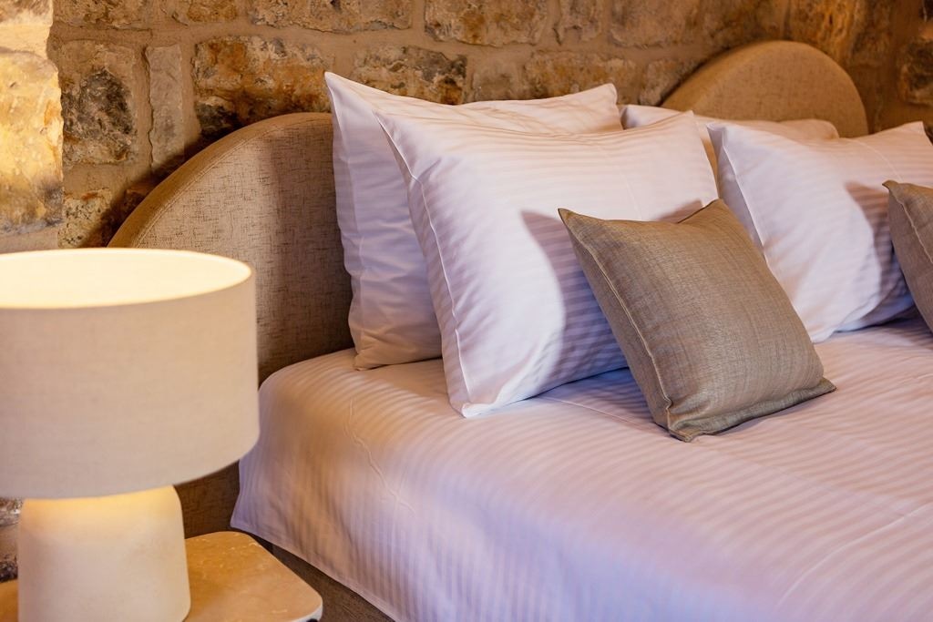 rooms-executive-suite