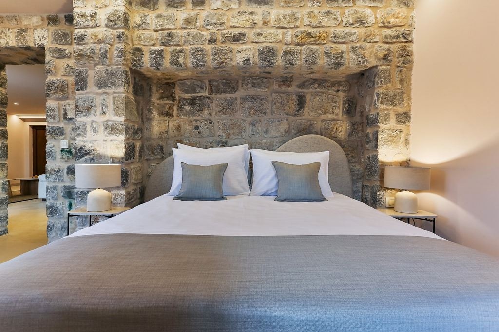 rooms-executive-suite