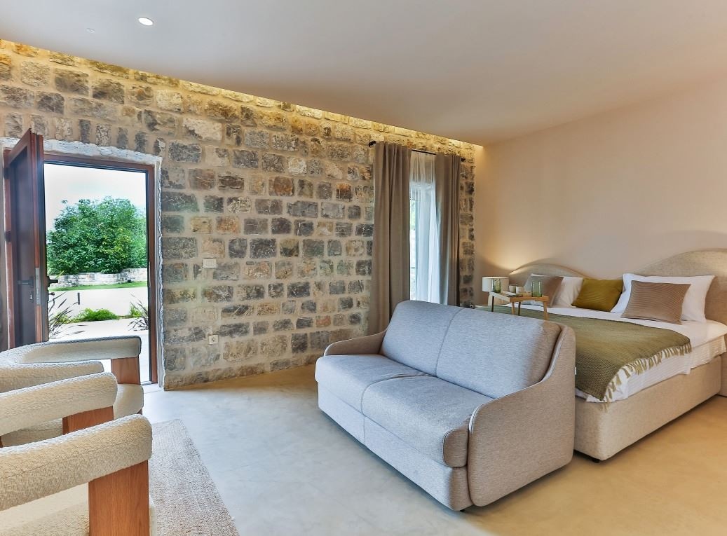 rooms-deluxe-studio-suite