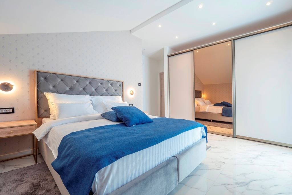 rooms-penthouse-apartment