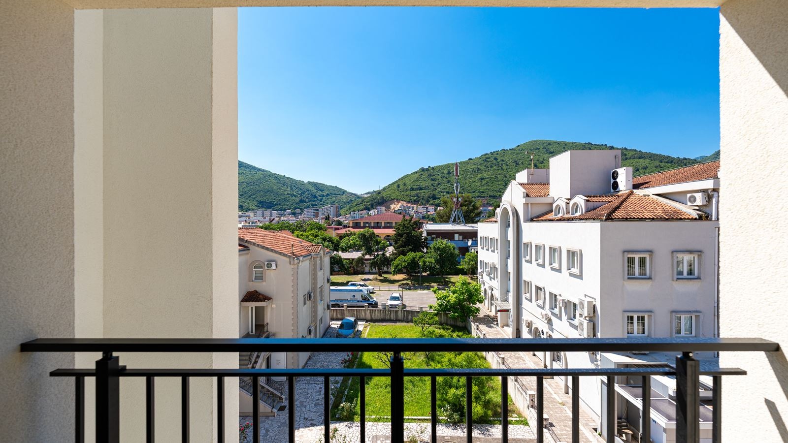 rooms-superior-double-room-with-extra-bed