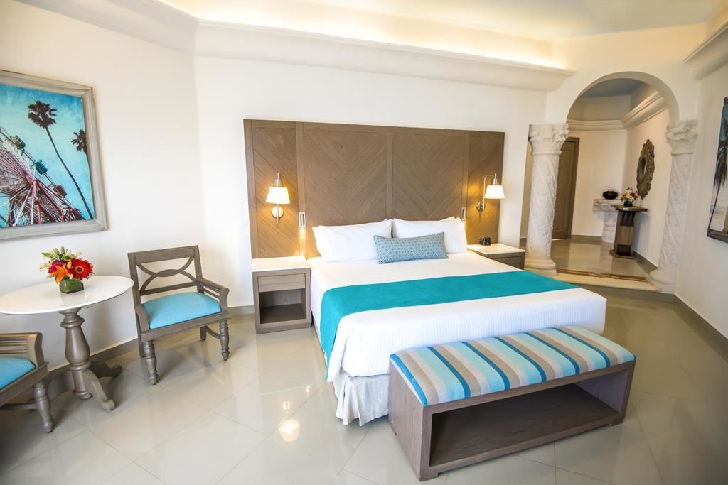 rooms-junior-suite-ocean-front
