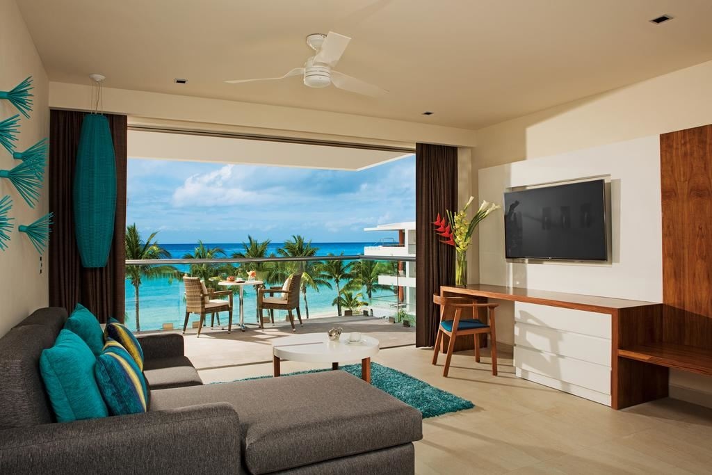 rooms-preferred-club-superior-junior-suite-ocean-view