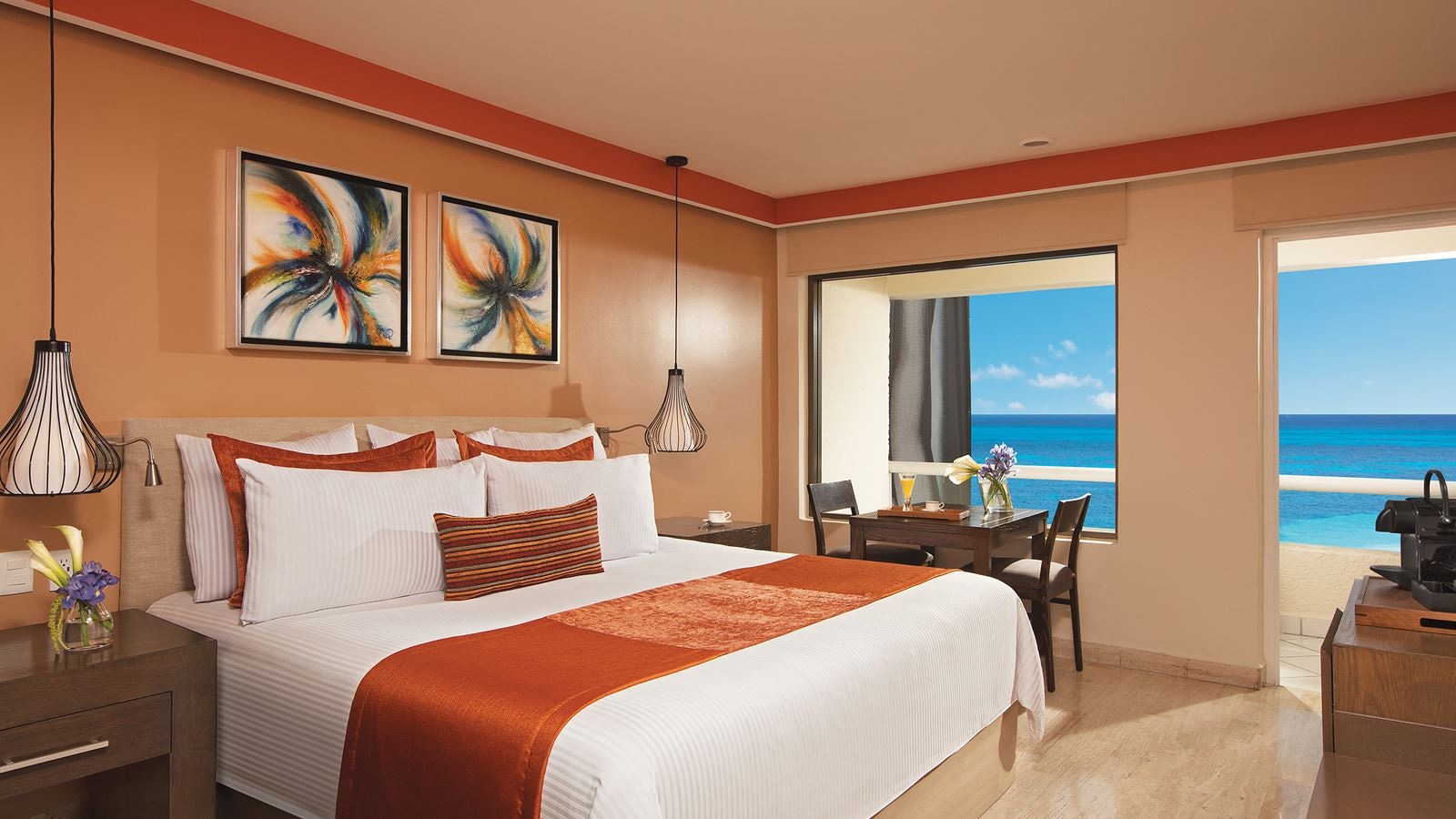 rooms-preffered-club-ocean-front-with-balcony