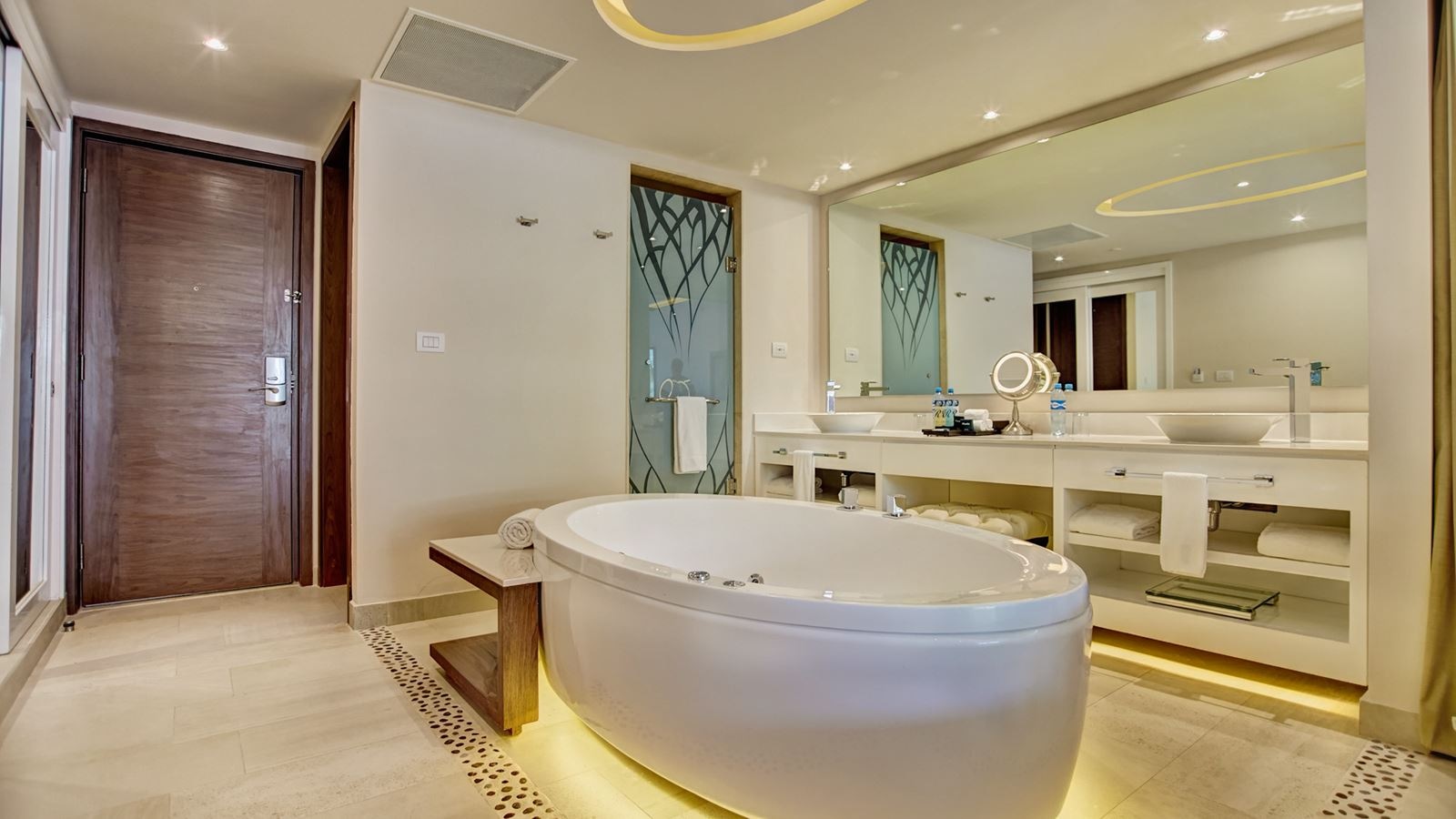 rooms-luxury-junior-suite