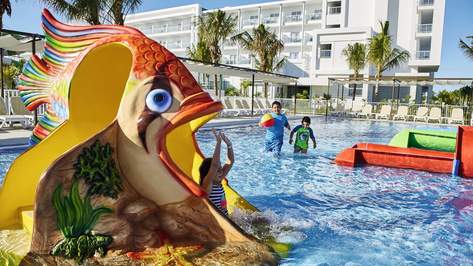 pools-outdoor-childrens-pool