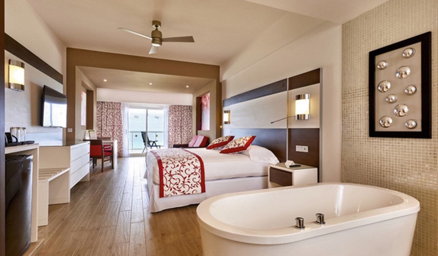 rooms-junior-suite-frontal-sea-view