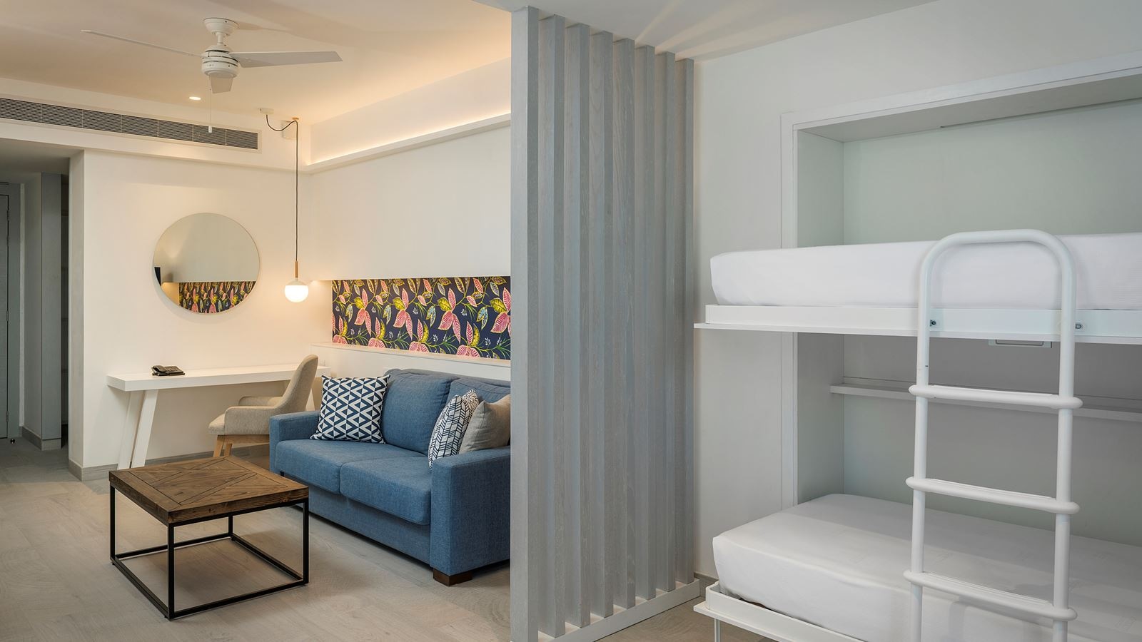 rooms-privileged-family-suite