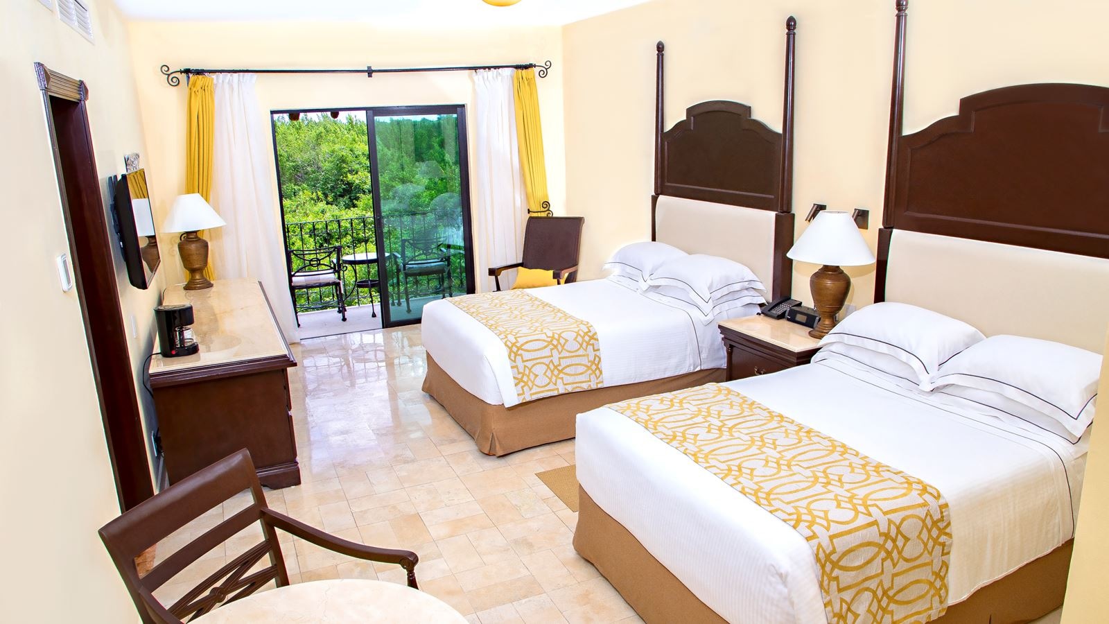 rooms-luxury-royal-level