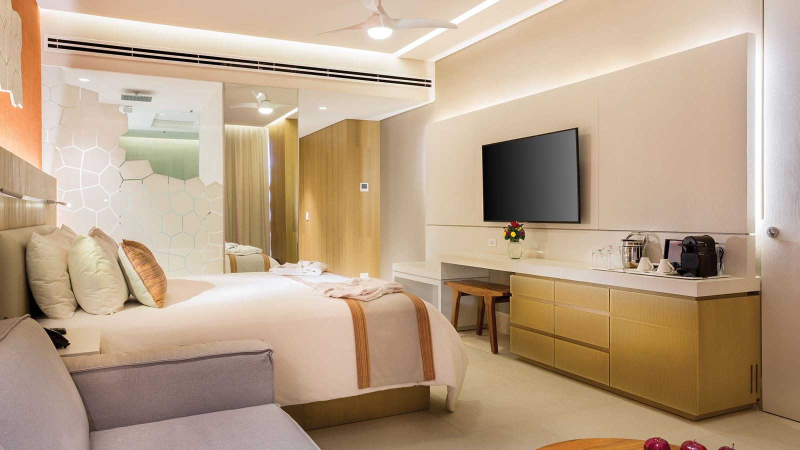 rooms-preferred-club-deluxe-ocean-view