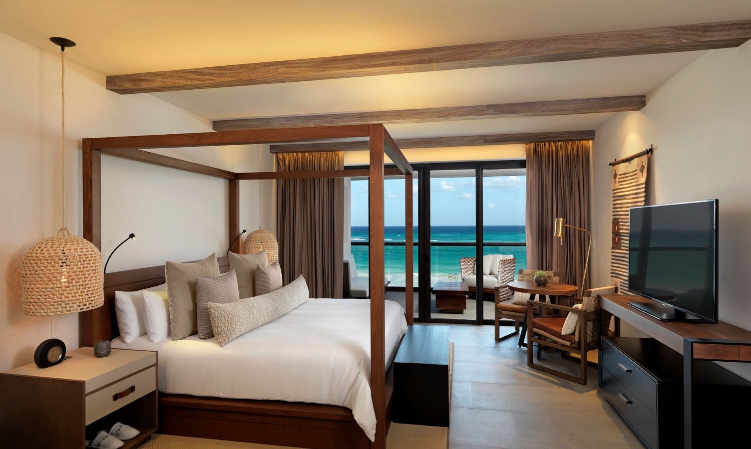 rooms-estancia-suite-one-bedroom