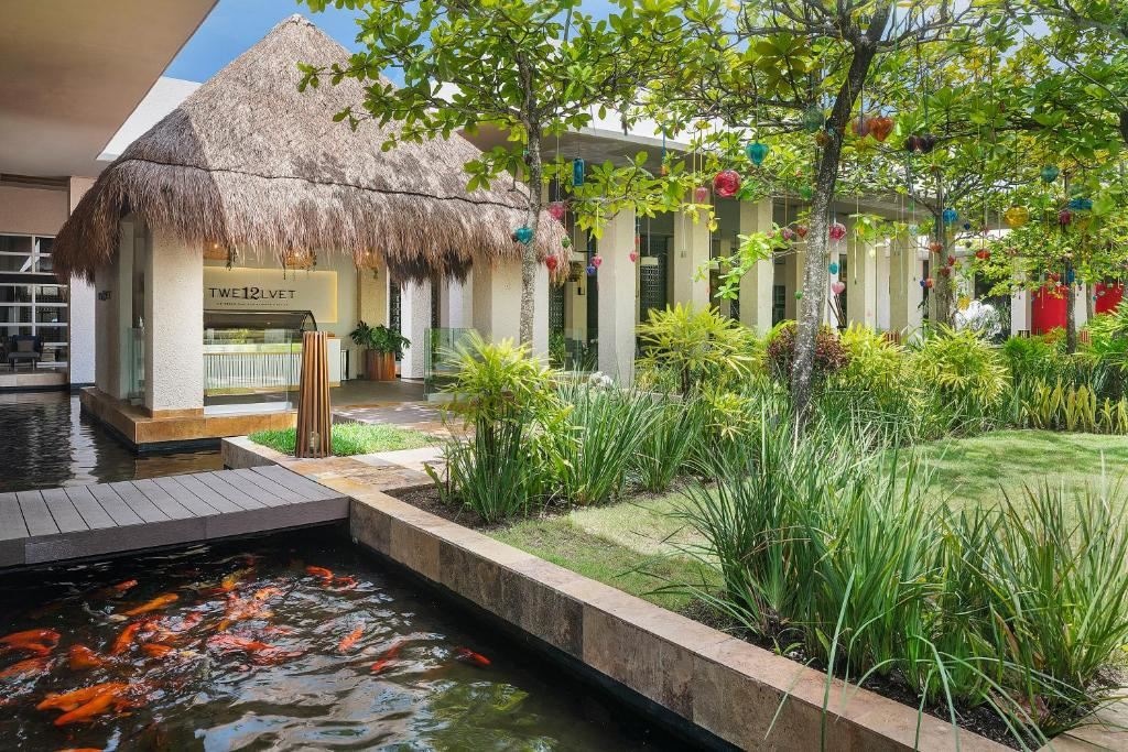 restaurants-hadar-adults-only