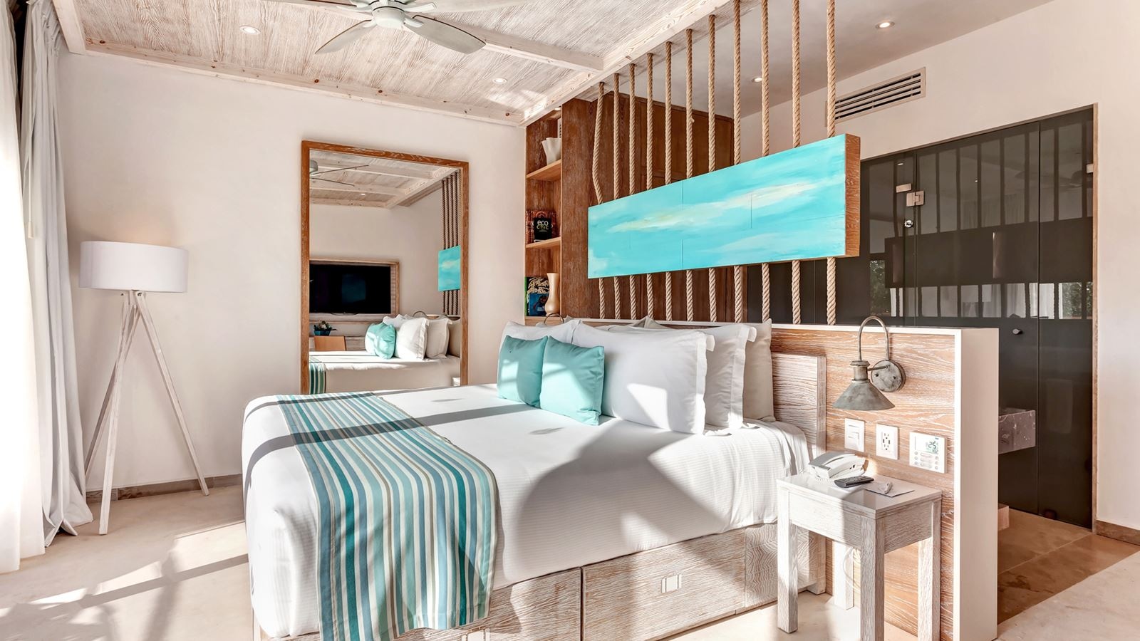 rooms-deluxe-junior-suite