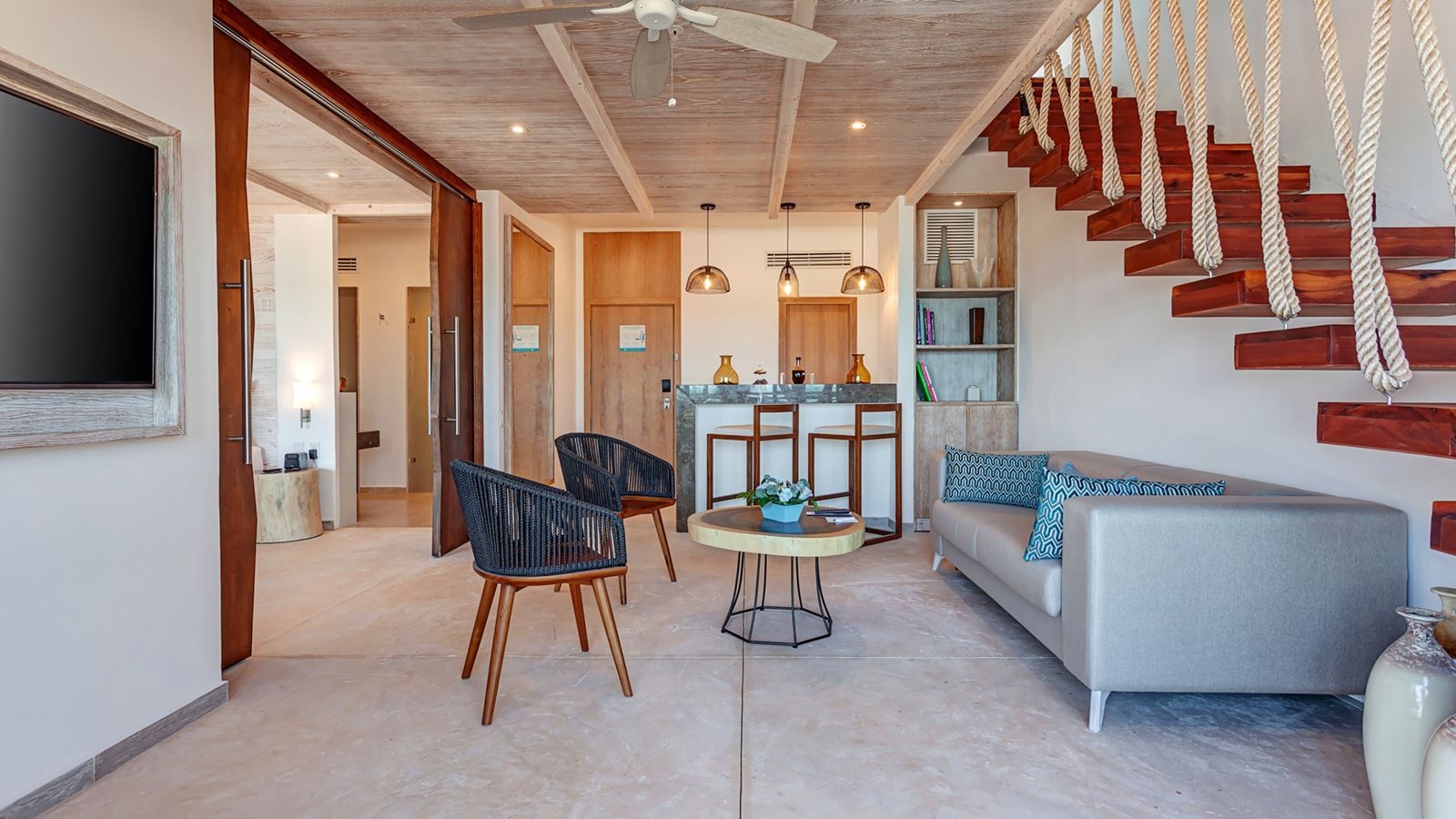 rooms-presidential-ocean-front-one-bedroom-suite