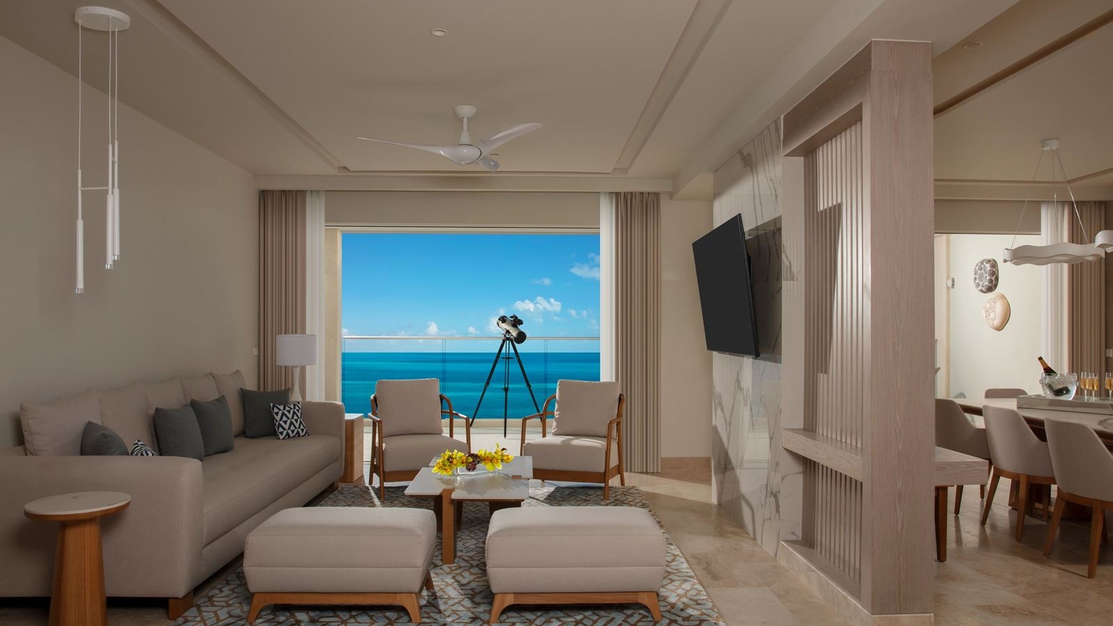 rooms-xhale-club-presidential-suite-ocean-front