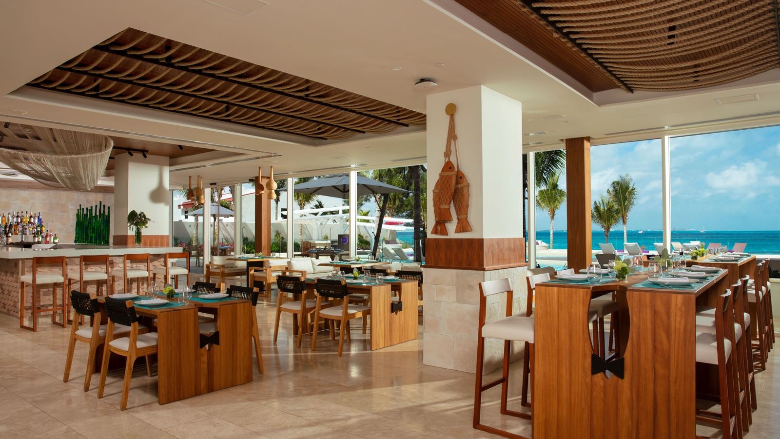 restaurants-fish-nets