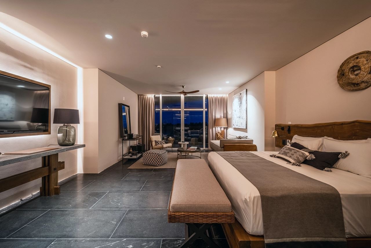 rooms-signature-suite-tropical-view