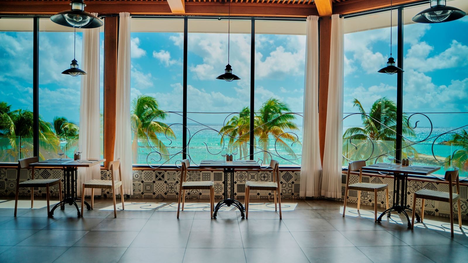 restaurants-bloved-lounge--restaurant