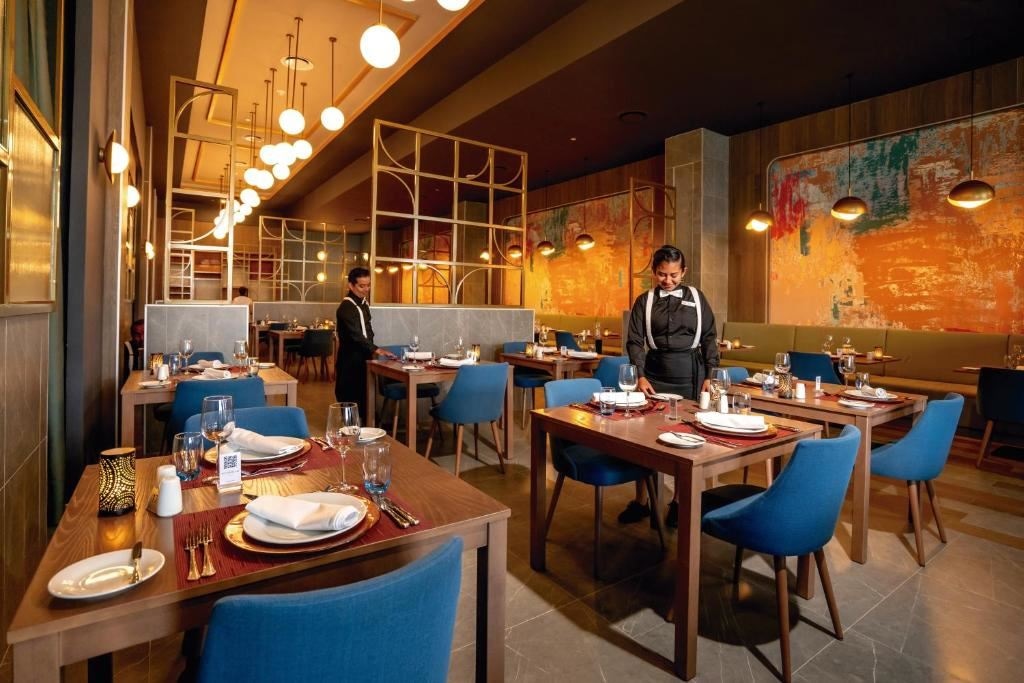 restaurants-restaurants