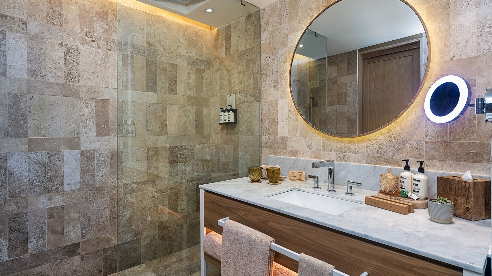 rooms-junior-suite-ocean-view