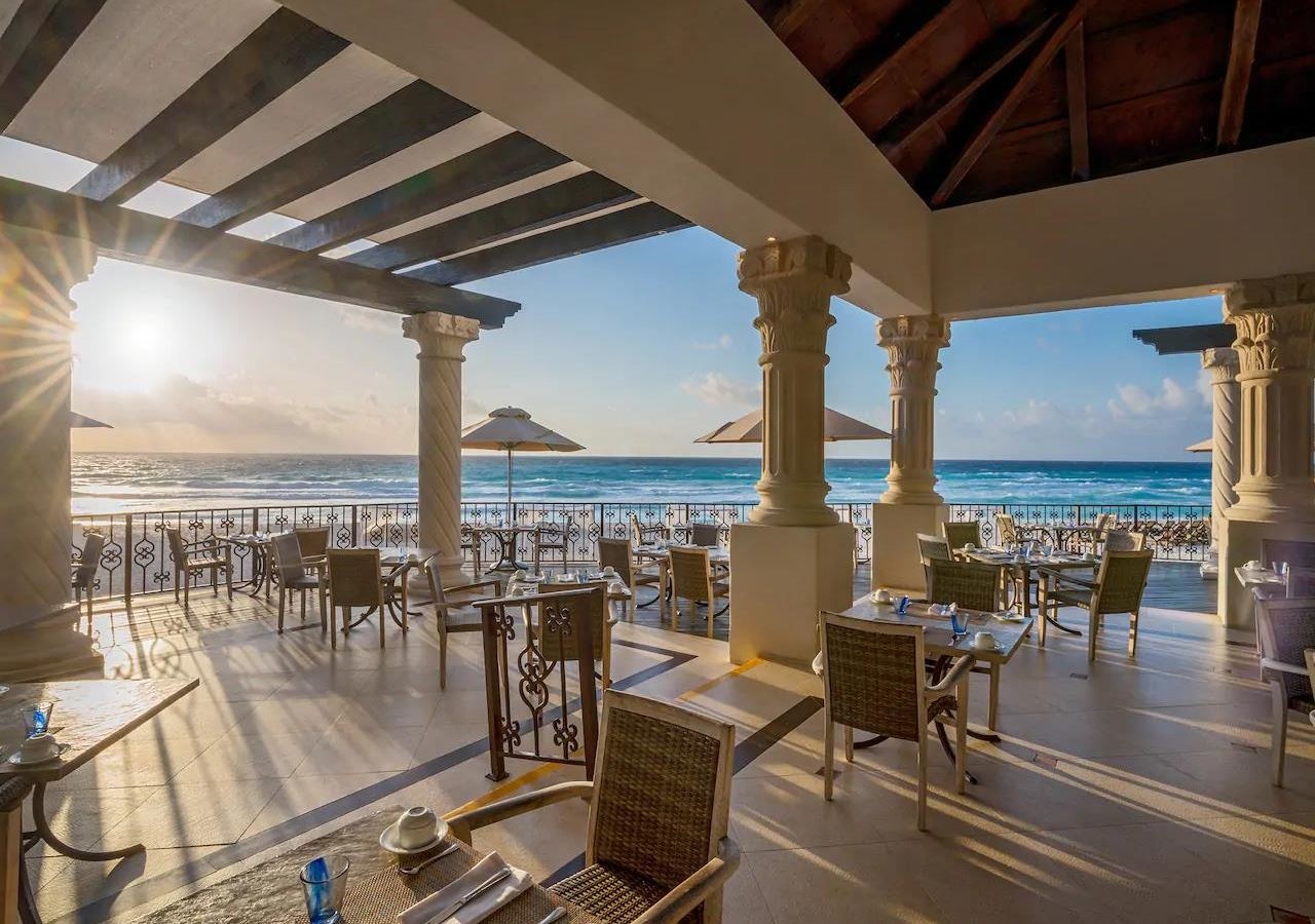 restaurants-pelicanos