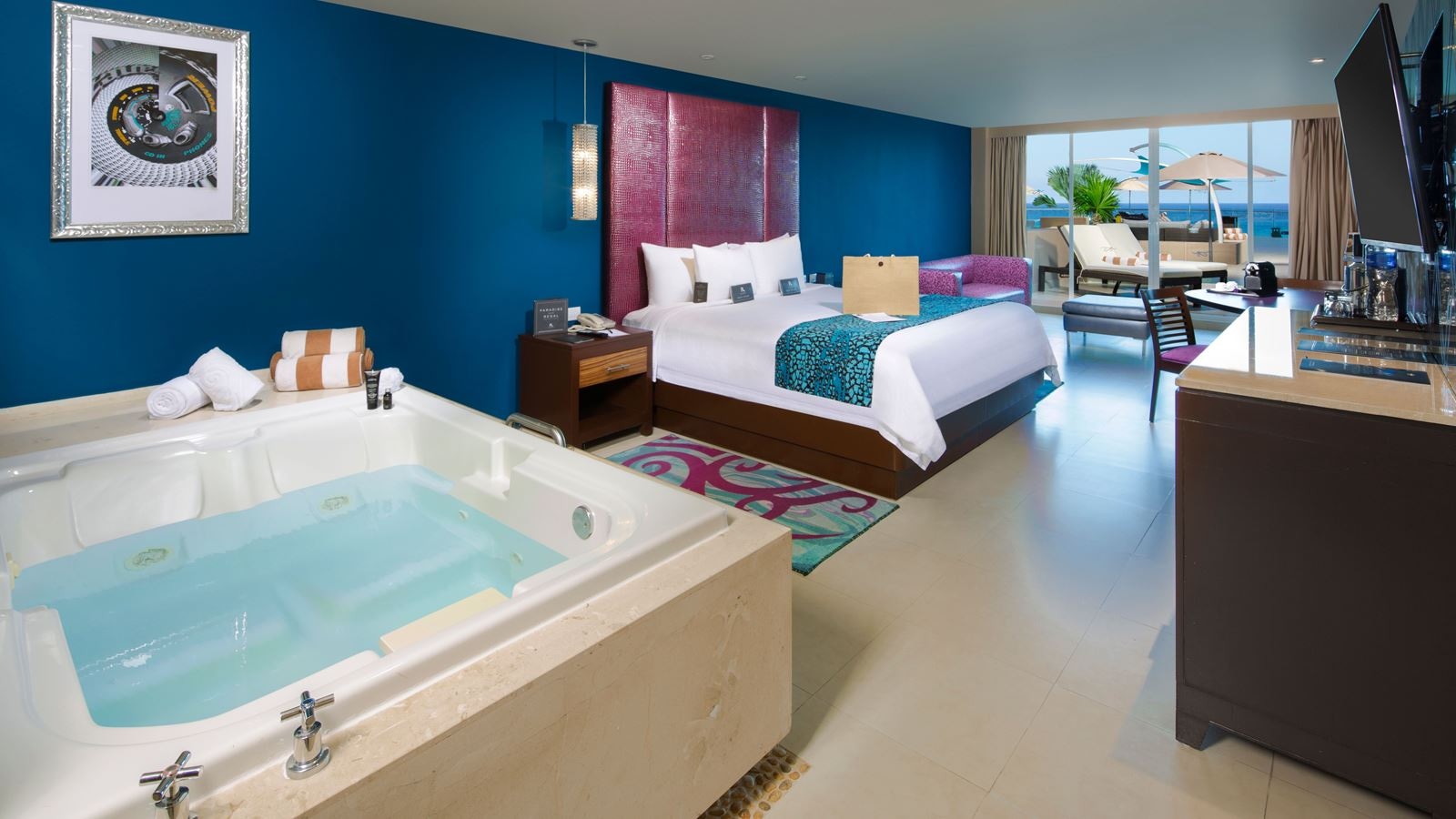 rooms-rock-royalty-ocean-view-with-personal-assistant