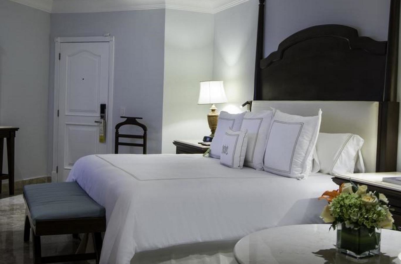 rooms-luxury-single-use