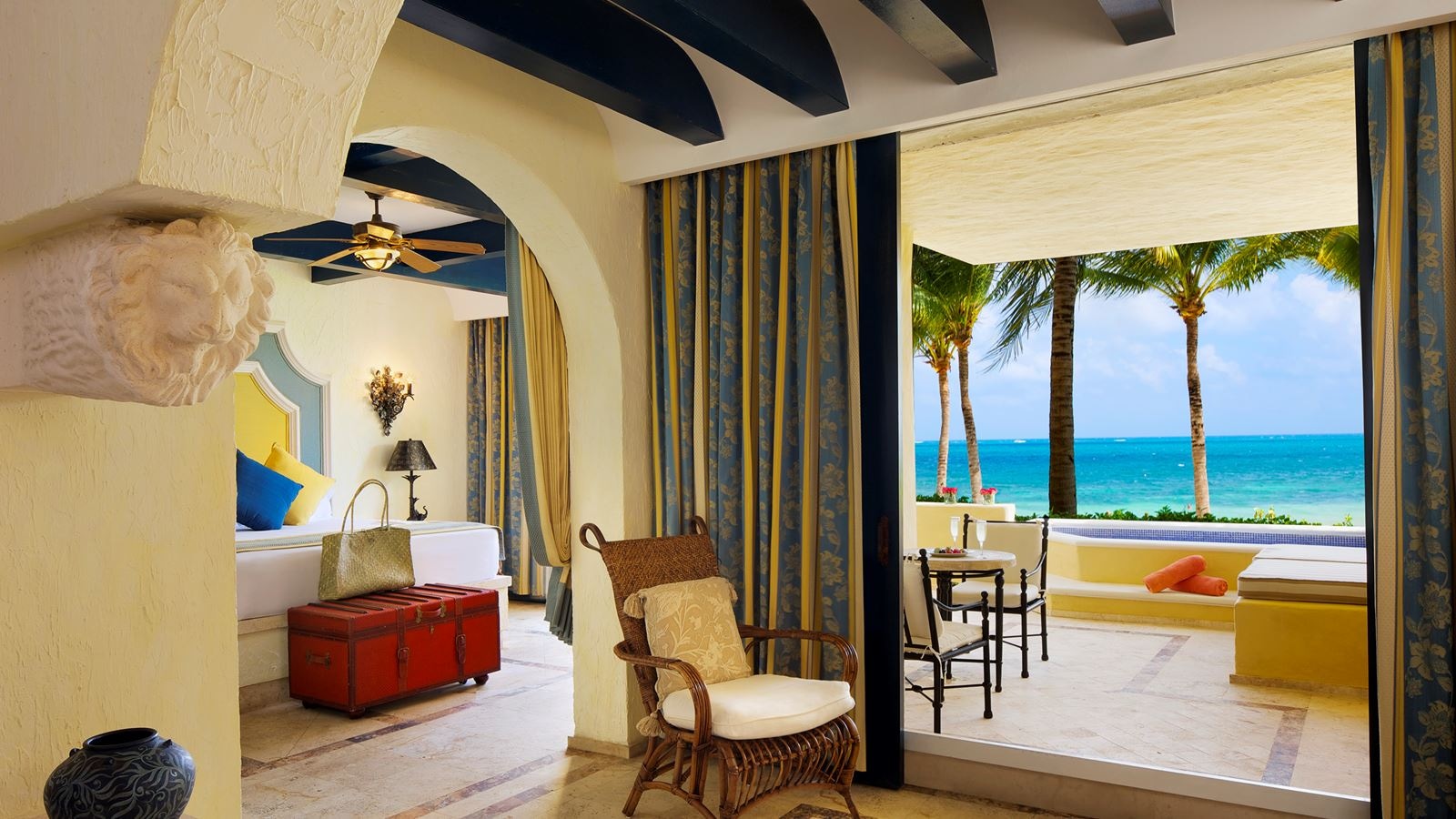 rooms-butler-ocean-front-two-bedroom-governor-suite