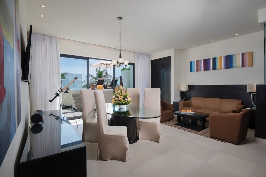 rooms-sun-club-presidential-suite-adults-only