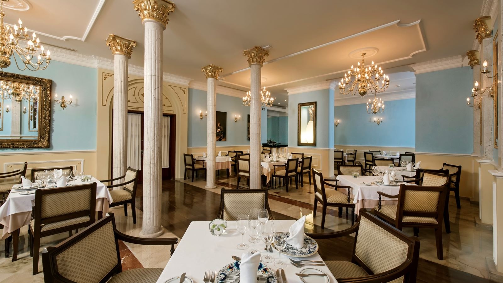 restaurants-el-colonial