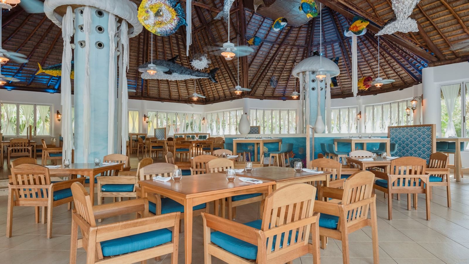 restaurants-under-the-sea-american-grill