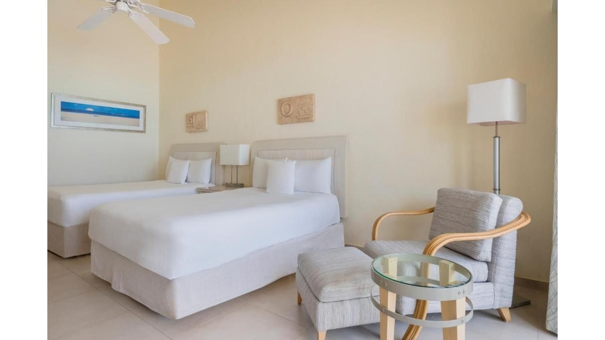 rooms-villa-ocean-front