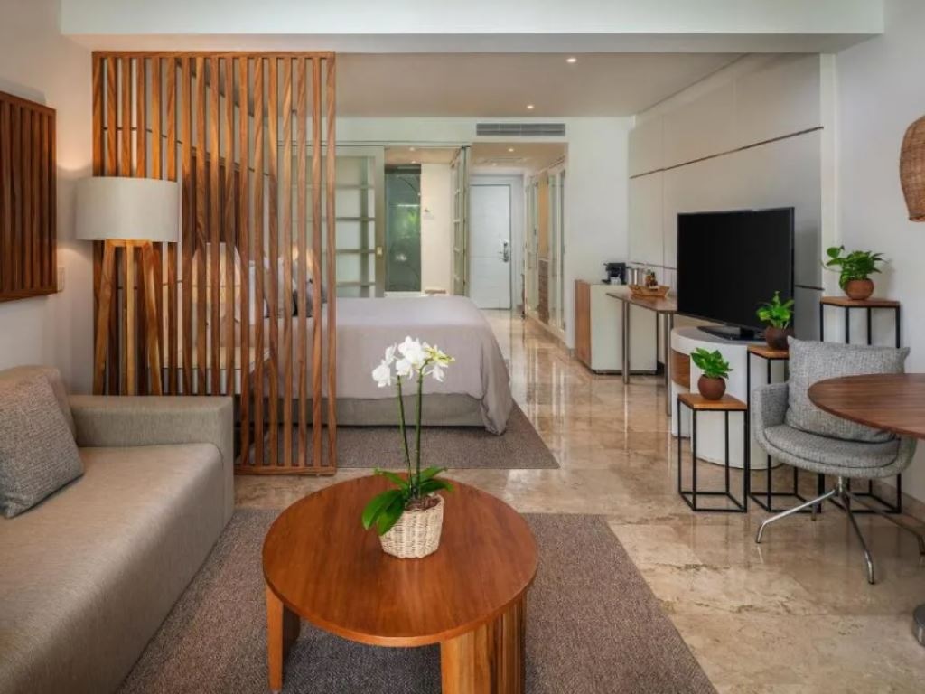 rooms-the-reserve-junior-suite-nature-view