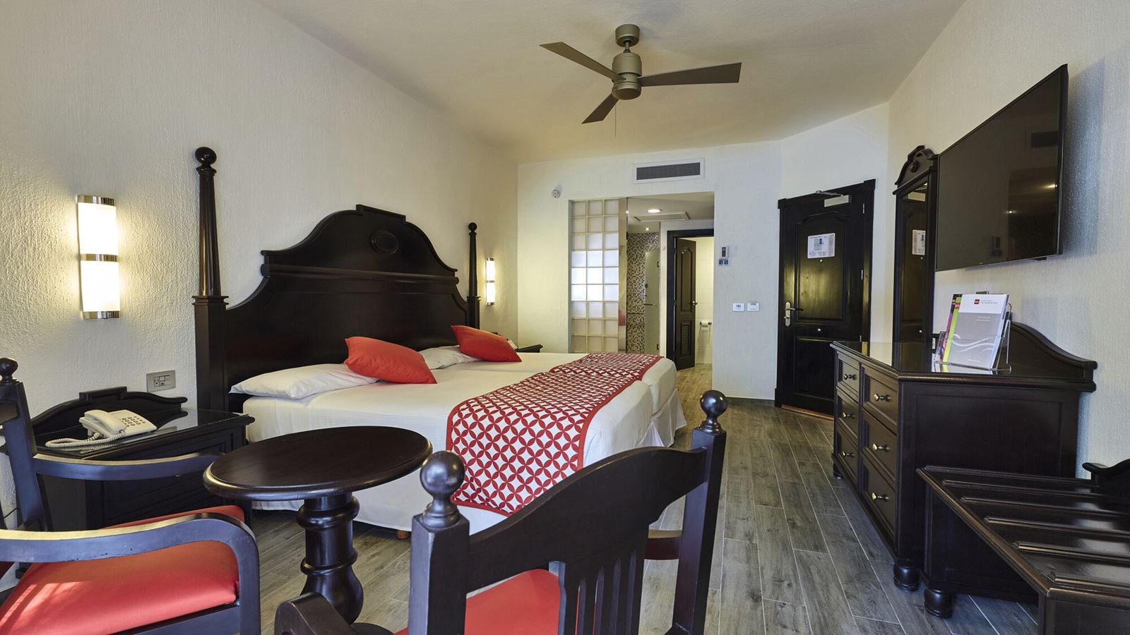 rooms-standard-room-connecting