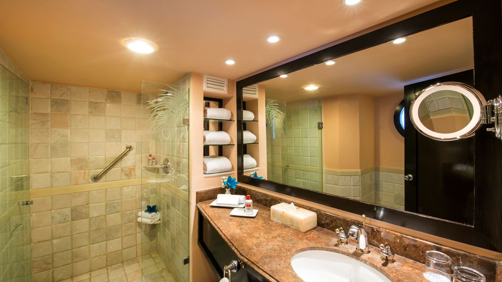 rooms-ocean-view-suite