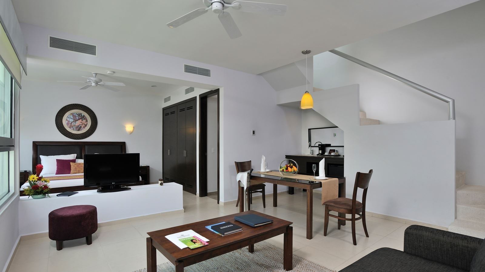 rooms-junior-suite-superior-penthouse