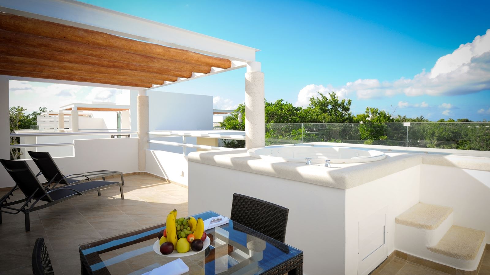 rooms-junior-suite-superior-penthouse